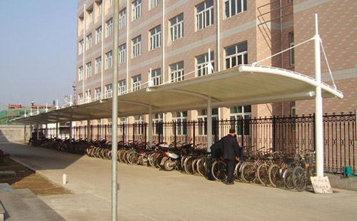 焦作宇华实验学校膜结构自行车棚
