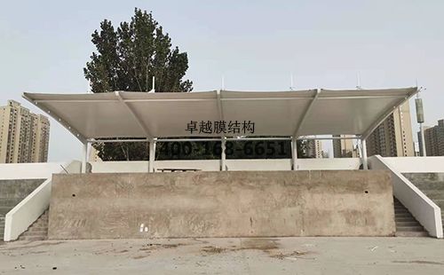 郑州市天府路中学膜结构看台