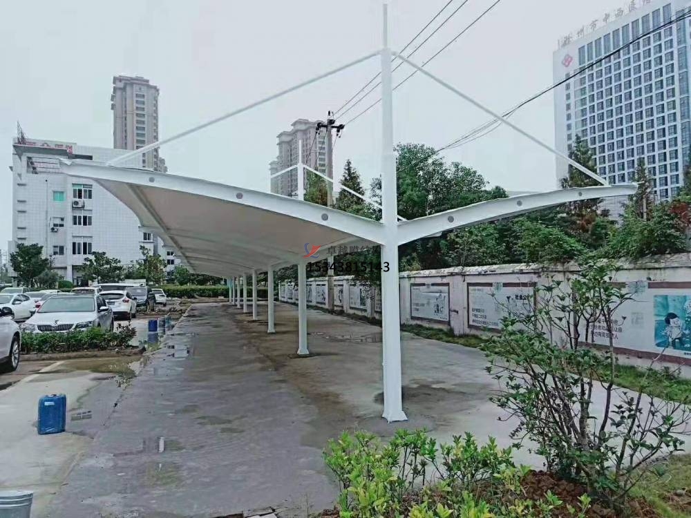 哈密商业广场雨棚搭建