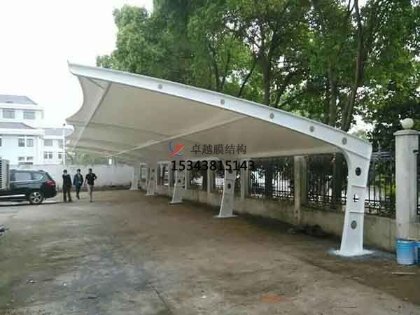 衢州商业广场雨棚搭建