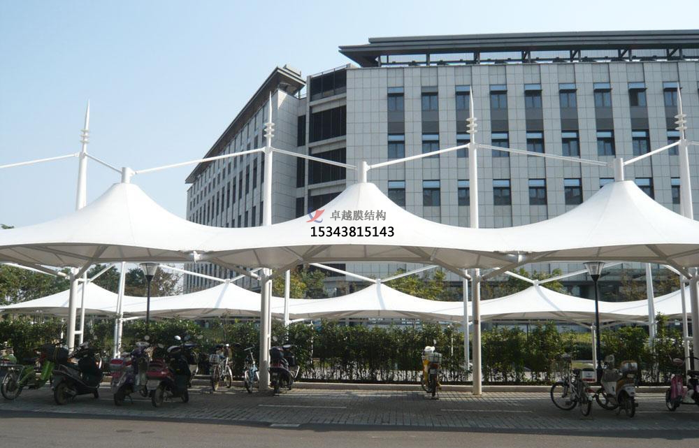 桂林商业广场雨棚搭建