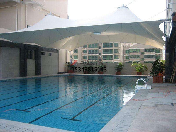 膜结构建筑是搭建室内游泳馆的优良方案之一